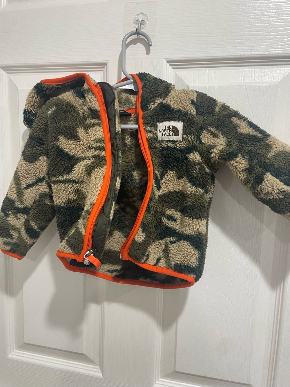 Kids North face fleece zip up jacket camo 6-12 months